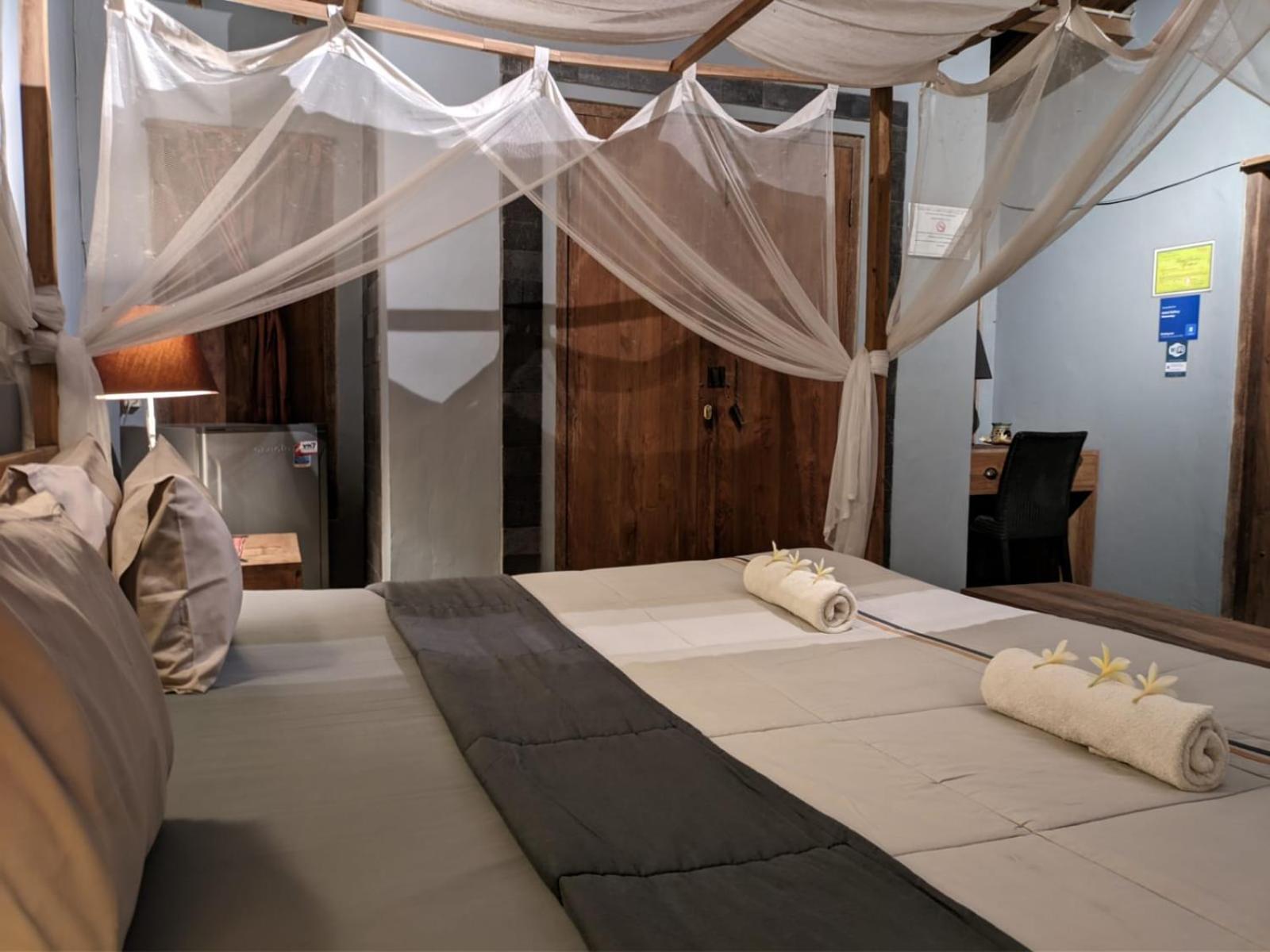 Astuti Gallery Homestay Джокякарта Екстериор снимка